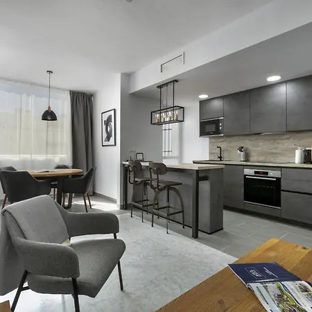 Apartment Real - 1 Bedroom *