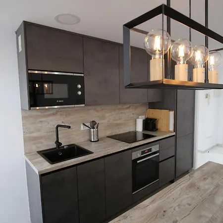 Real - 1 Bedroom Апартаменты *