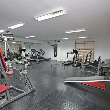 Real - 1 Bedroom Apartment Marbella