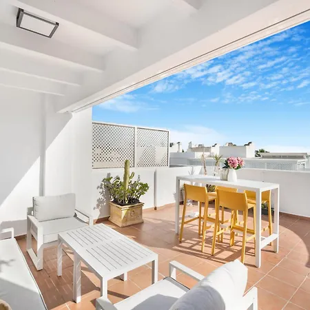 Real - 1 Bedroom Apartment